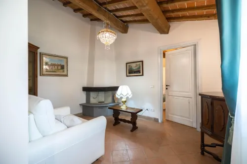 Aia Apartment
